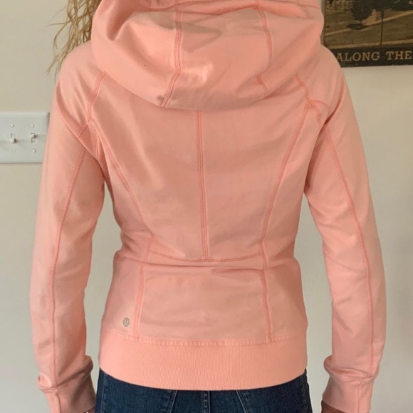 lululemon jacket - Picture 2 of 3